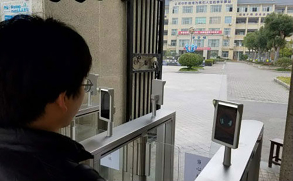 工地管理新变革:智能人脸门禁系统的广泛应用