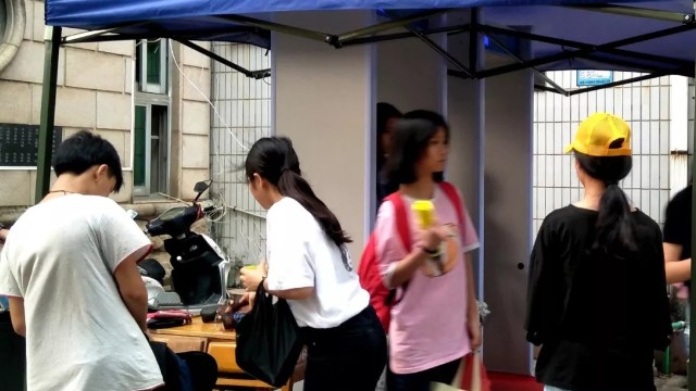 学校金属探测门